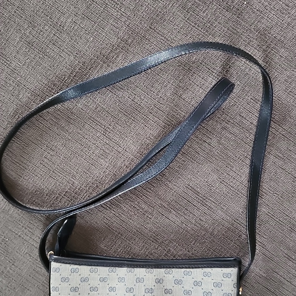 GUCCI Navy Blue Canvas Supreme Micro GG Blue Trim Crossbody Bag Authenticated - Picture 15 of 16